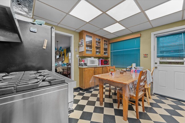 Building Photo - 4 Bed/2 Bath House - Walk to SDSU!