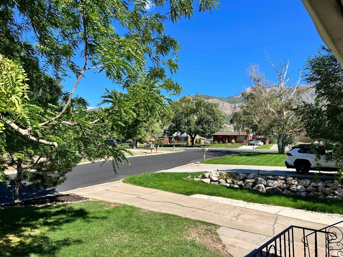 971 Bel Mar Dr, Ogden, UT 84403 House Rental in Ogden, UT