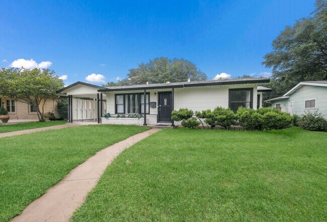 Foto del edificio - 323 Craigmont Ln