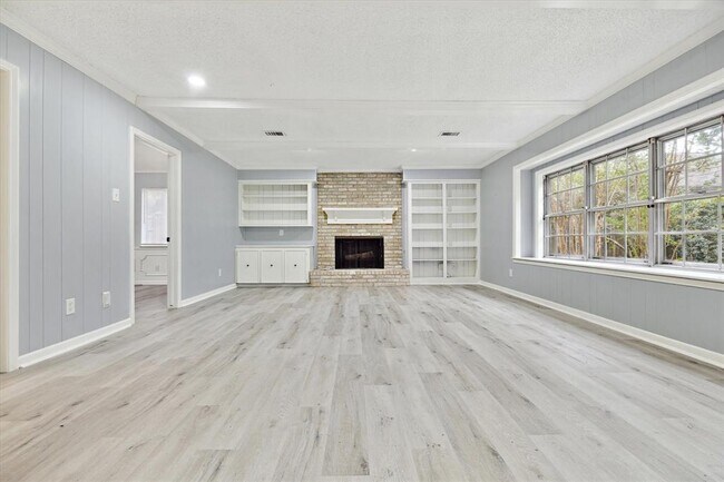 Foto del edificio - 2926 Nancy Bell Ln