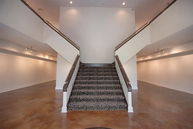 Foto del edificio - 2293 E Bay Shore Dr