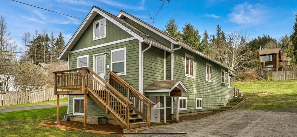 1911 34th St, Bellingham, WA 98229 House Rental in Bellingham, WA