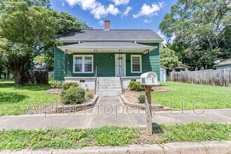 Building Photo - 654 Maywood St
