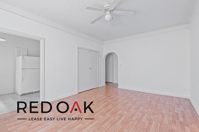 Foto del edificio - Welcoming, Bright One Bedroom with Beautif...