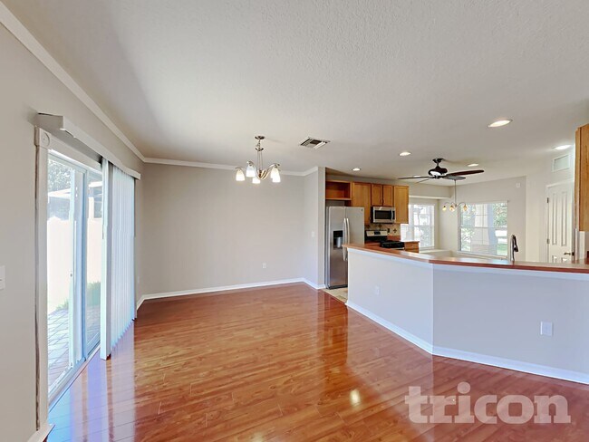 Foto del edificio - 3523 Hunting Creek Loop