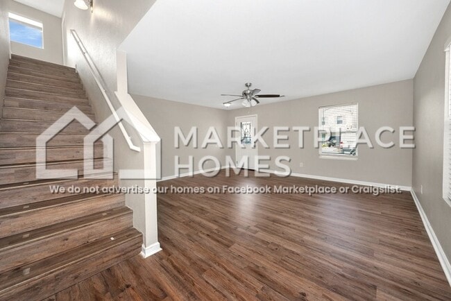 Building Photo - 344 Mertle Dr