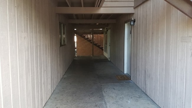 Building Photo - Villa Del Norte Apartments