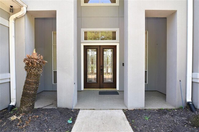 Building Photo - 319 Lake Bend Dr