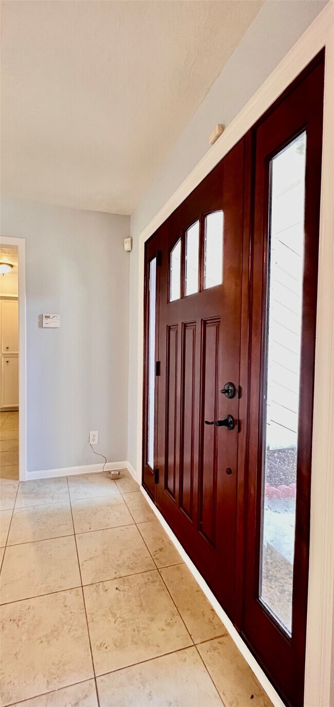 Building Photo - 11407 Briar Rose Dr