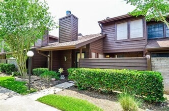 Building Photo - 2611 Grants Lake Blvd