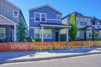 Building Photo - 2620 NE 117th Pl