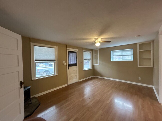 Foto del edificio - Down Town Living - 2 Bedroom / 1 Bathroom ...