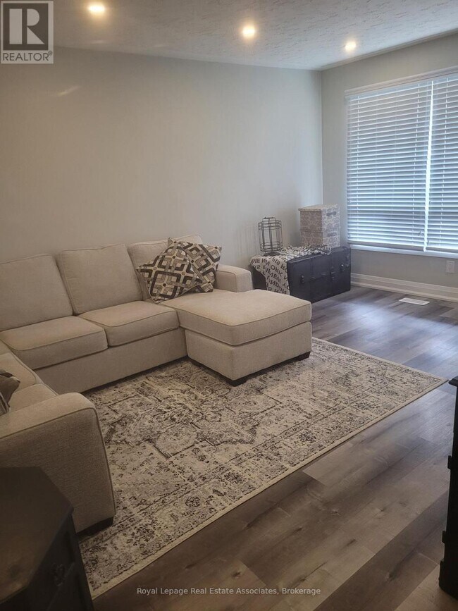 Photo du bâtiment - 22 St James St