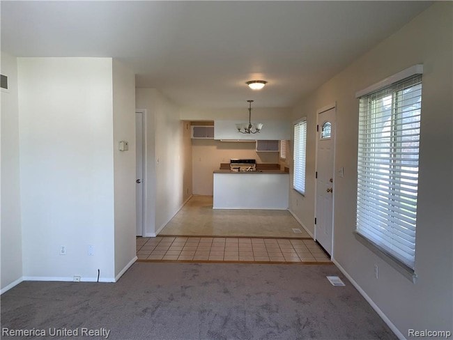 Building Photo - 12738 Elaine Dr