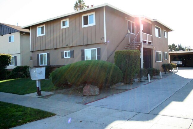 Building Photo - 1339 San Tomas Aquino Pkwy