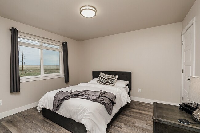 Foto del edificio - 2353 Gleneagles Blvd