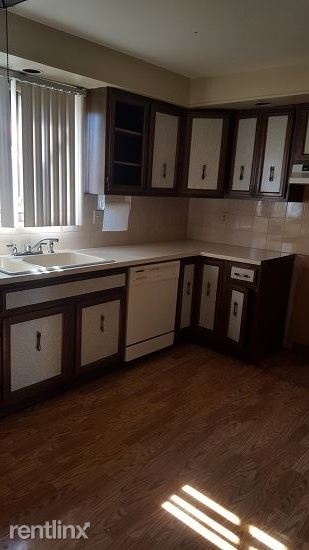 Foto del edificio - 1705 Willow Ave