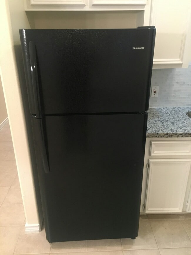 Building Photo - 10642 Logger Pines Trail