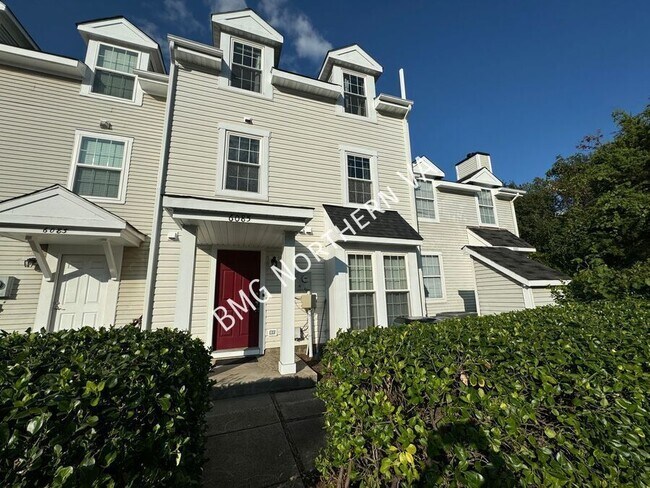 Foto del edificio - 6085 Netherton St