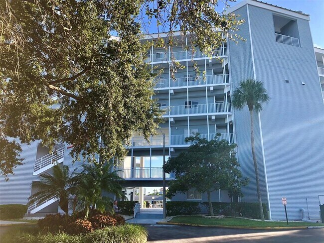 Foto del edificio - 610 Island Way