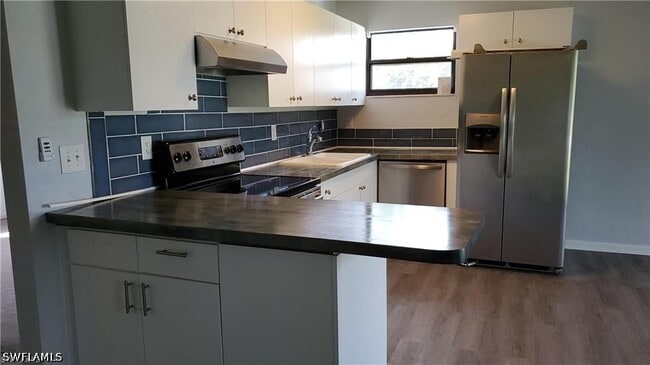Foto del edificio - 27599 Lime St
