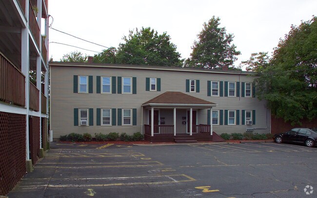 Building Photo - 153-159 Water St