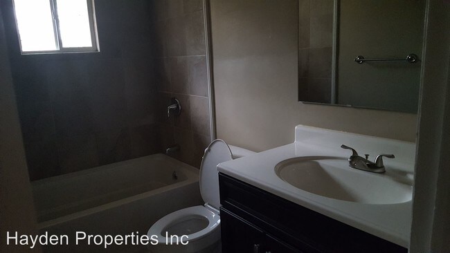 Building Photo - 2 br, 1 bath House - 131 Ivy Trail