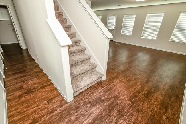 Foto del edificio - 21206 Normand Meadows Ln