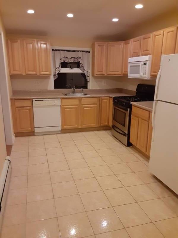 Foto principal - 277 Chesterton Ave