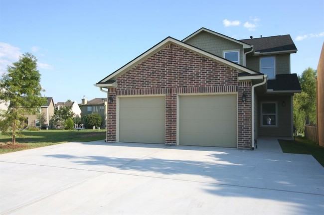 Building Photo - 140 Capetown Cir
