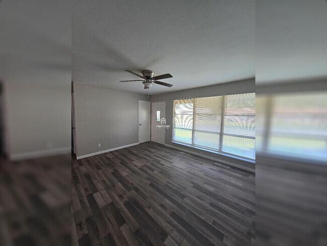 Building Photo - 610 Mullanphy Ln