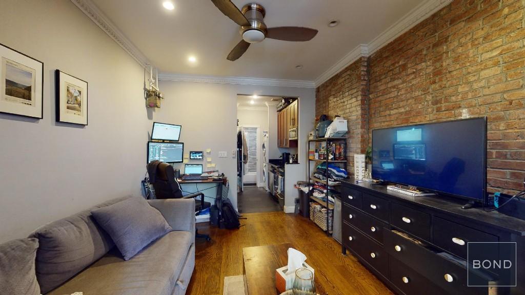 Primary Photo - 493 Second Avenue