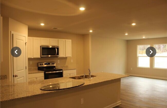 Building Photo - 113 Sunset Loop