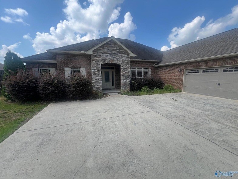 Foto principal - 104 Melbridge Dr