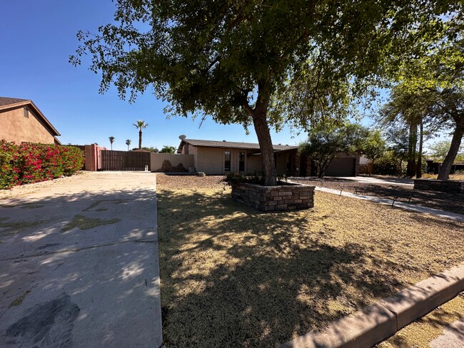Foto del edificio - 6317 E McLellan Rd