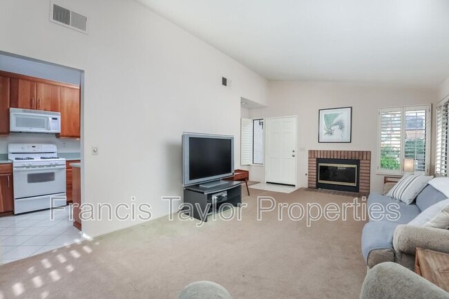 Foto del edificio - 2327 Fair Oak Ct
