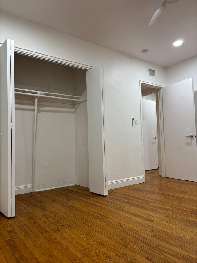 Foto del edificio - 795 84th St