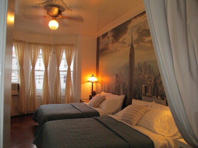 Foto del edificio - 855 Pavonia Ave