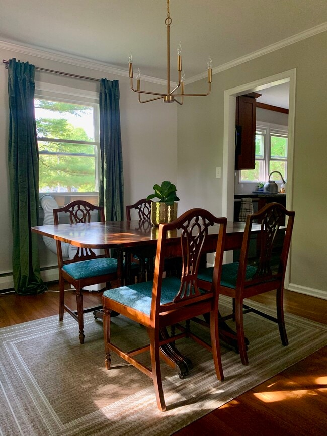 Photo - 83 Hilldale Rd House