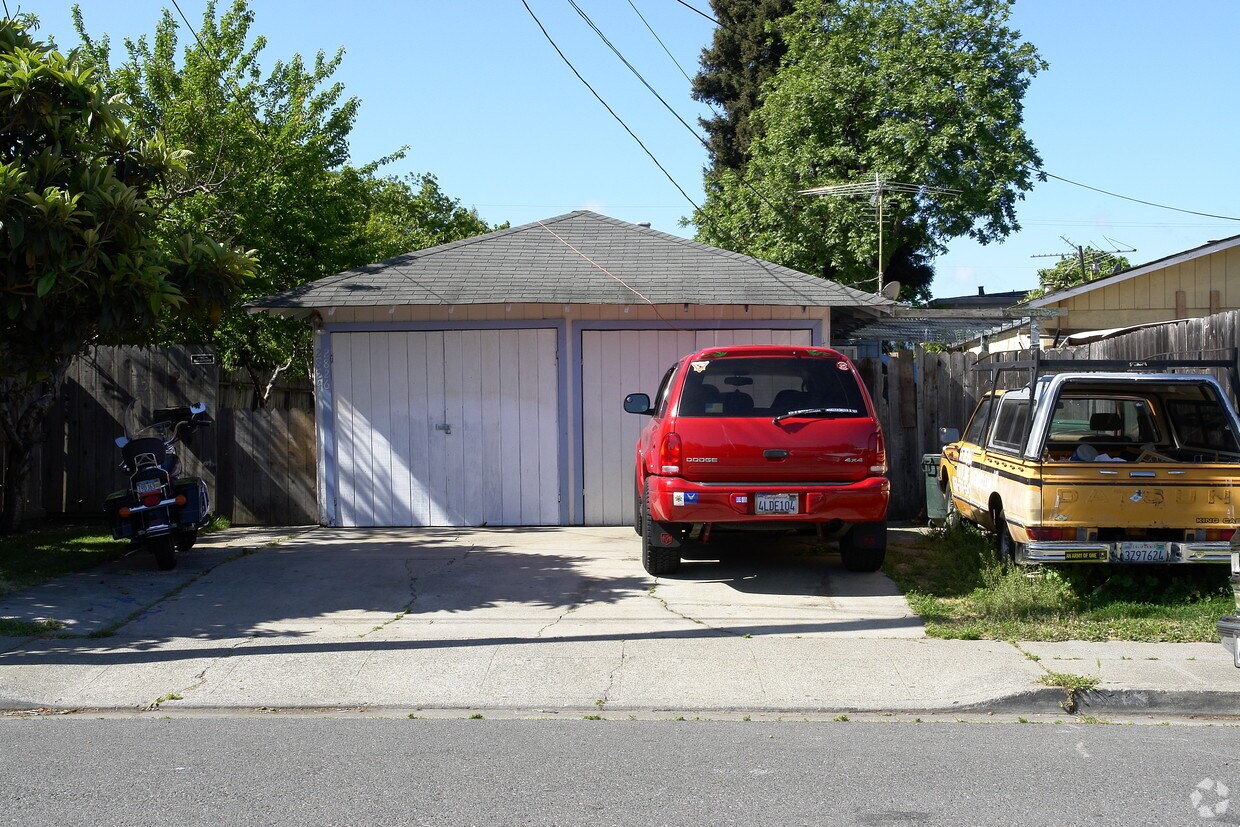 Foto del edificio - 2824 Westmoreland Ave
