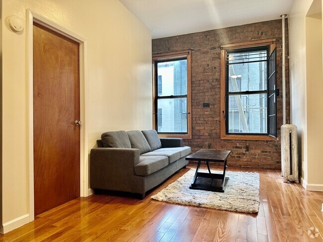 Building Photo - 309 W 111th St