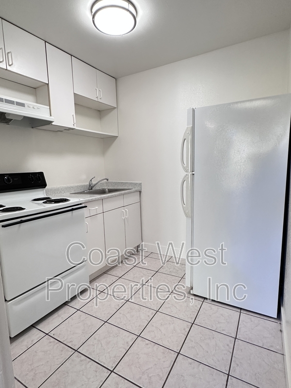 Building Photo - 3539 Roosevelt St