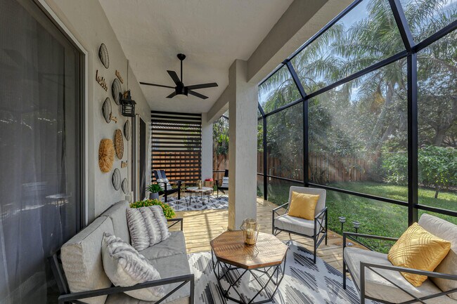Foto del edificio - 4207 NW 42nd Terrace