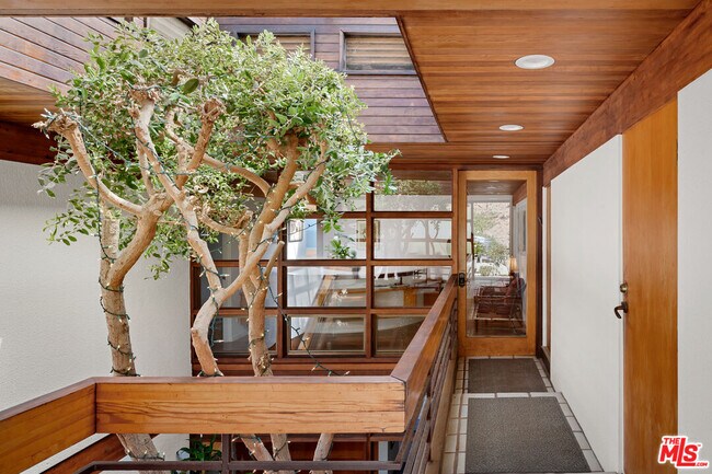 Building Photo - 24638 Malibu Rd