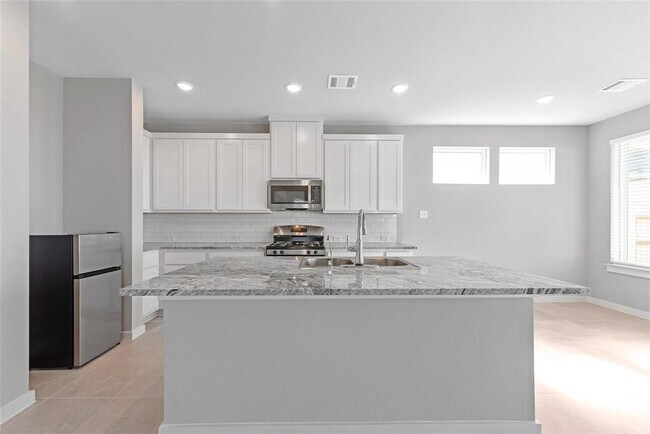 Foto del edificio - 2817 Bluebonnet Ridge Dr