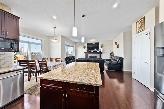 Photo du bâtiment - 91 Martha's Meadow Cl NE