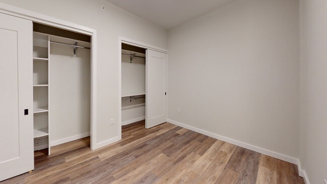 Interior Photo - The MO