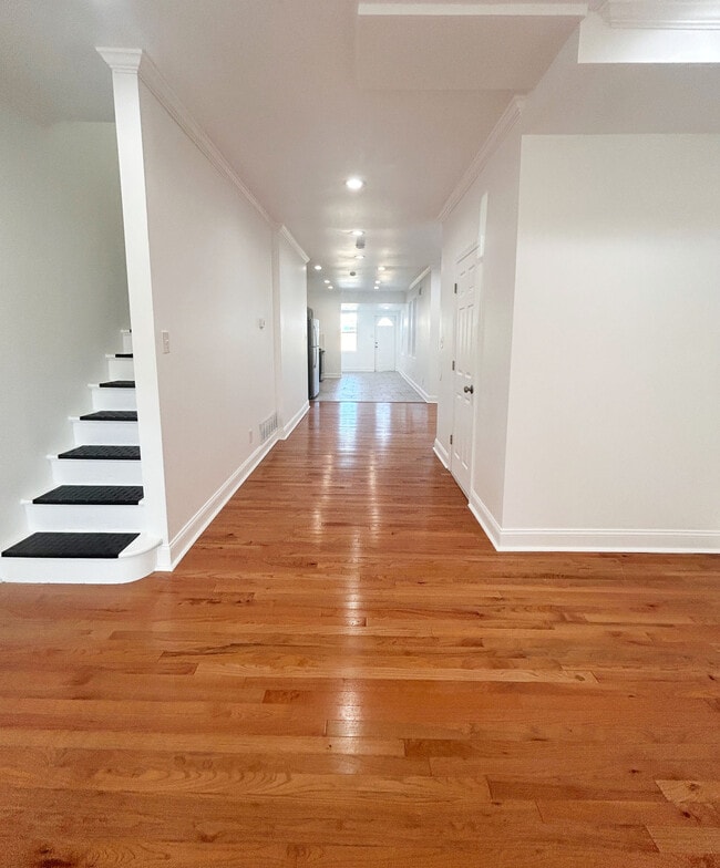 Building Photo - 1241 Orthodox St