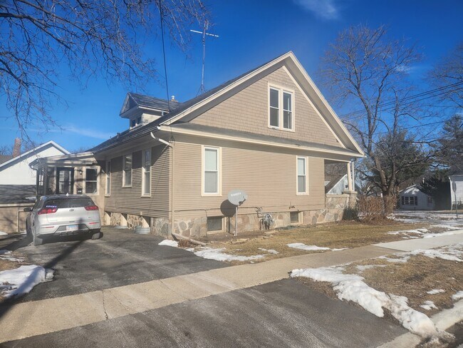 Foto del edificio - 422 S Jefferson St