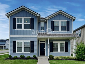 Building Photo - 5067 Trailwater Dr